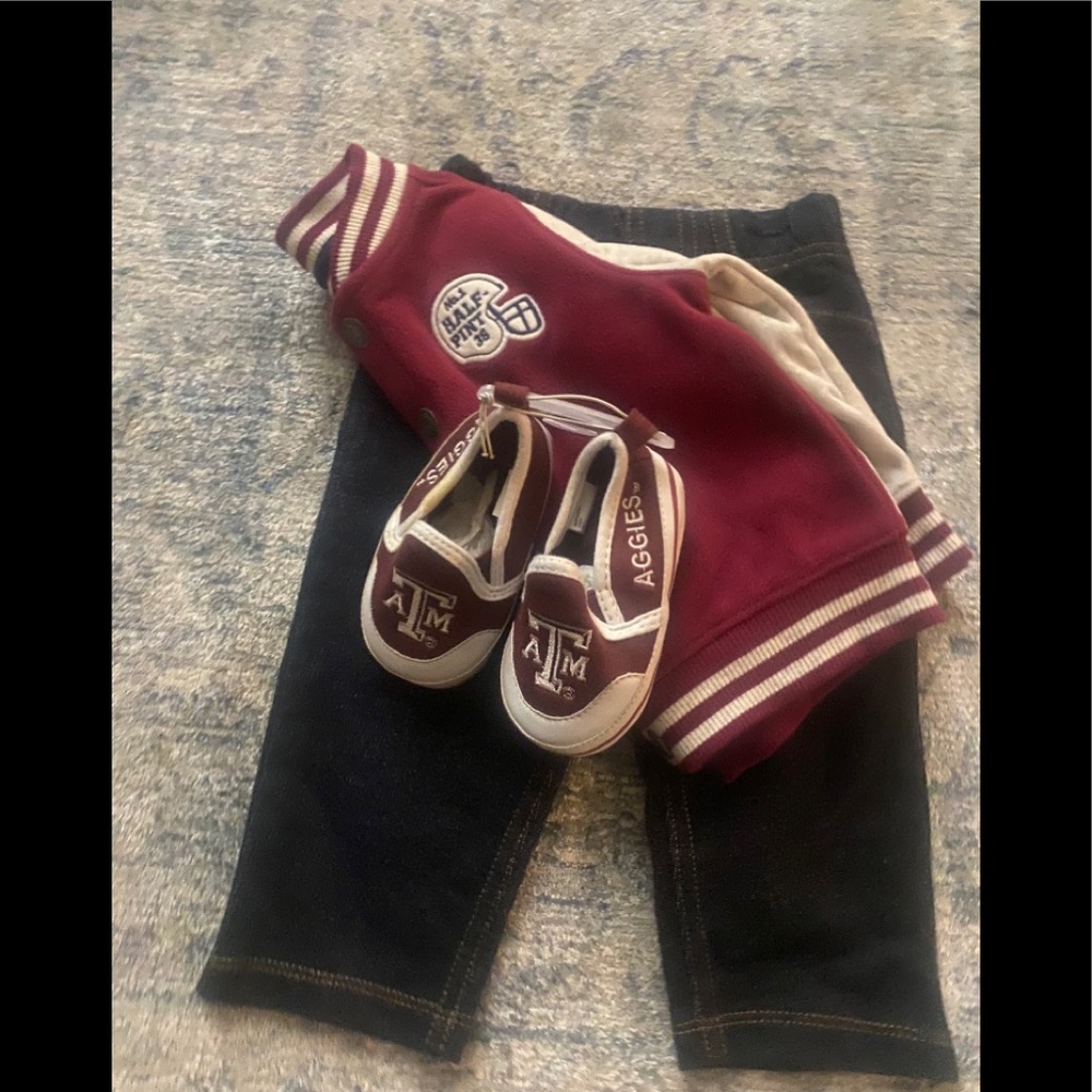 Carter’s Football outfit